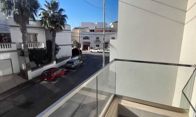 Qawra Apartment | Cozy Couples Apartment in Qawra