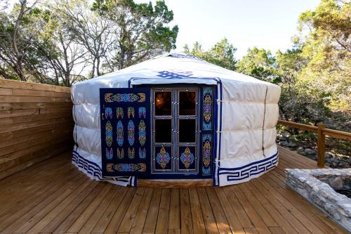 Dripping Springs Other | Cozy Couples Yurt with Hot Tub in Dripping Springs, Texas