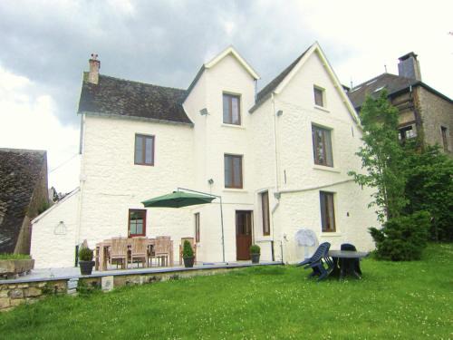 Doische House | Cozy Escape in Namur Region