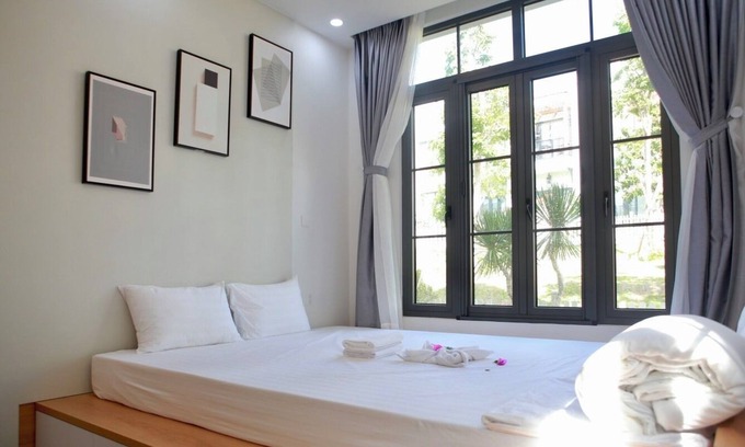 Phan Thiet Villa | Cozy Family-sized Villa 7 minutes to Novaworld Beach and Next to Swimming Pool