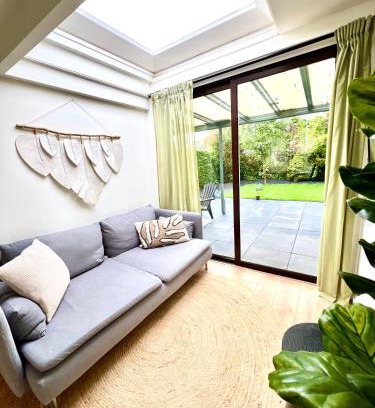 Vijfhuizen House | Cozy family house with spacious garden in the nature near Amsterdam