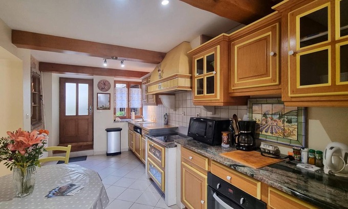 Saint-Germain-Laval Cottage | Cozy 2-Bedroom Cottage with Garden, Wi-Fi, BBQ, and Modern Amenities in Saint-Germain-Laval