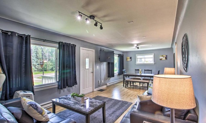 Hermantown House | Cozy Getaway 5 Miles to Duluth and Lake Superior!