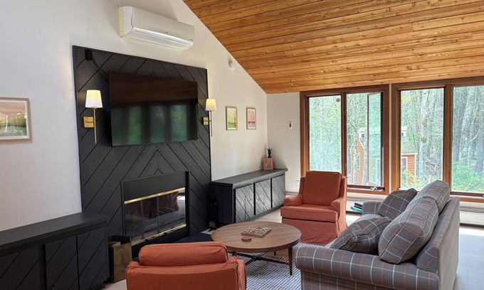 Goshen House | Cozy Getaway near Lake & Skiing; 2 min walk to lake; 10 mins to Mohawk Mountain