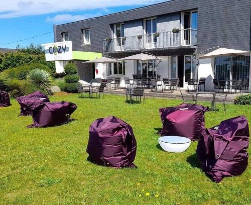Plouigneau Hotel | Cozy Hôtel Logis Morlaix