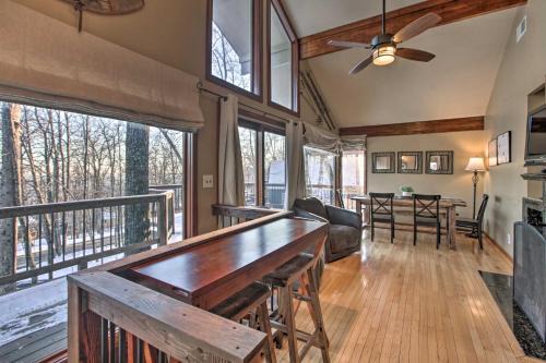 Wintergreen House | Cozy Hillside Hideaway in Wintergreen Resort!