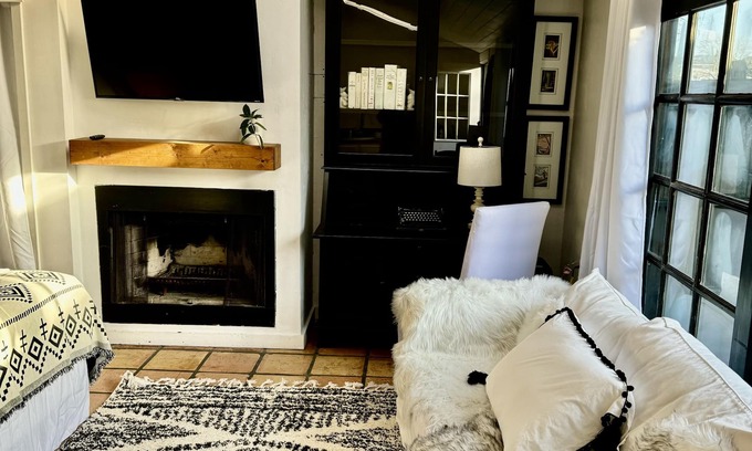 Petaluma Cottage | Cozy Historical Cottage In Petaluma