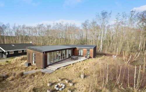 Oster Somarken House | Cozy Home In Aakirkeby With Wifi