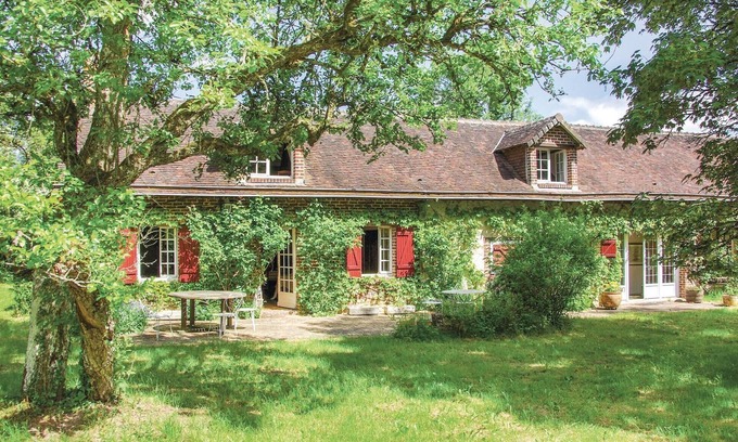 Beauchene House | Cozy home in Beauchene with WiFi