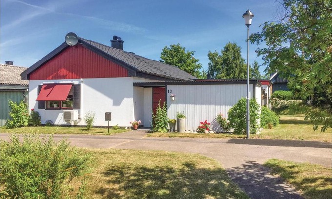 Borgholm House | Cozy Home In Borgholm With Wifi
