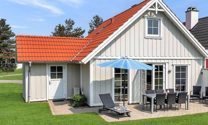 Middelfart House | Cozy home in Brenderup Fyn with WiFi
