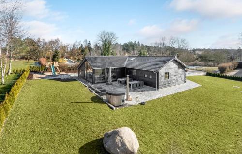 Egsmark Strand House | Cozy Home In Ebeltoft With Sauna