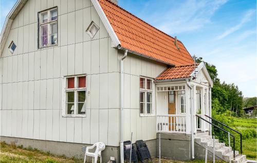 Edsbruk House | Cozy Home In Edsbruk With Kitchen
