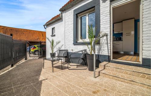 Eperlecques House | Cozy Home In Eperlecques With Wifi
