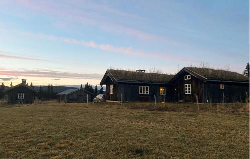 Hundorp House | Cozy Home In Fåvang With Wifi