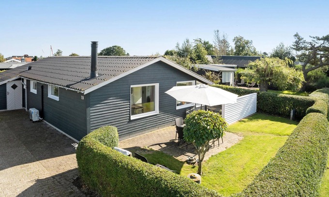 Juelsminde House | Cozy home in Juelsminde with WiFi