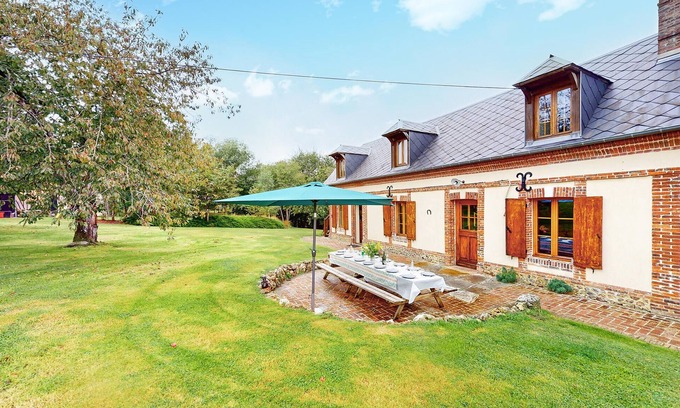 La Vieille-Lyre House | Cozy home in La Vieille Lyre with WiFi