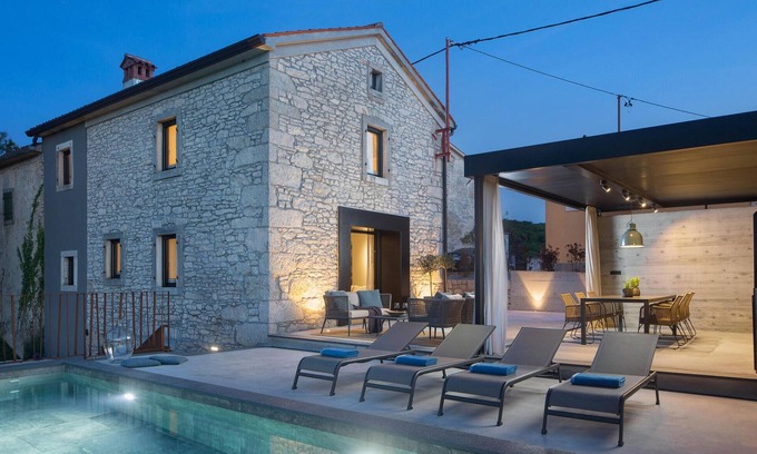 Rogocana House | Cozy home in Labin with WiFi