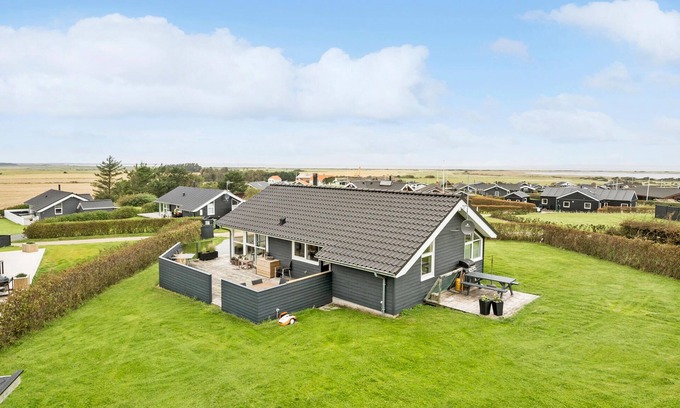 Lemvig House | Cozy home in Lemvig with sauna