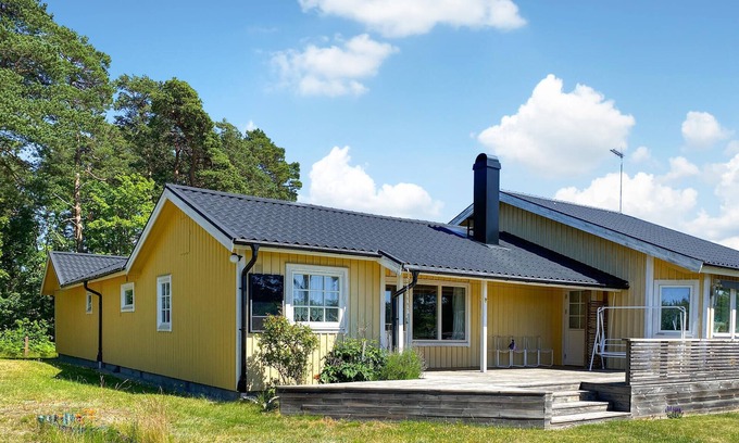 Hagaby House | Cozy home in Löttorp with WiFi