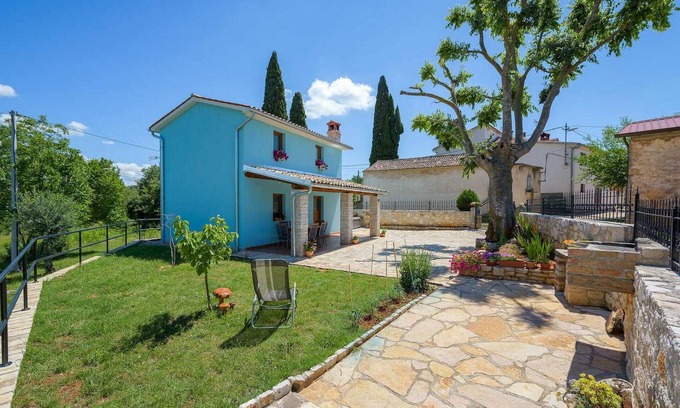 Rakotule House | Cozy home in Motovun with WiFi