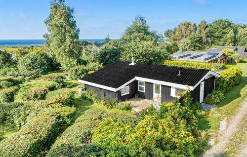 Nysted House | Cozy Home In Nysted With House Sea View
