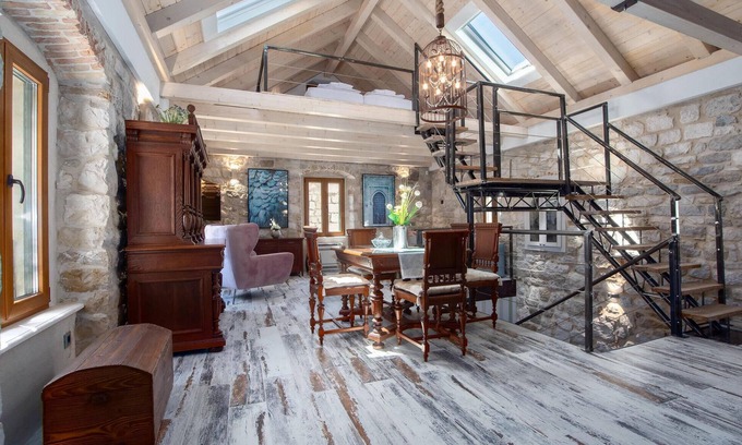 Omis House | Cozy home in Omis with kitchen