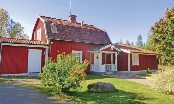 Orrefors House | Cozy home in Orrefors with lake view