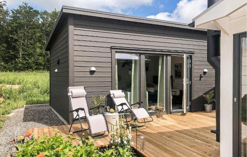 Tvaaker House | Cozy Home In Tvååker With Kitchen