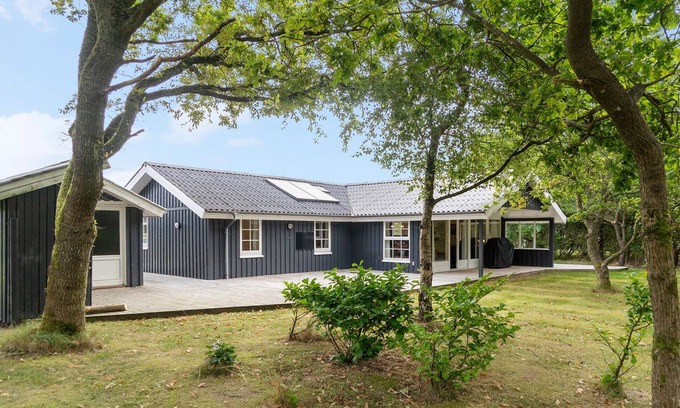 Agger House | Cozy home in Vestervig with sauna