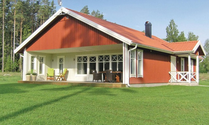 Flattinge House | Cozy home in Vittaryd with sauna