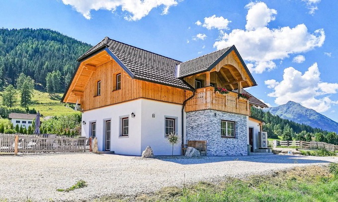 Weisspriach House | Cozy home in Weisspriach with sauna