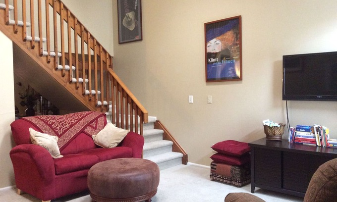 Aurora House | Cozy home near Cherry Creek Park and downtown