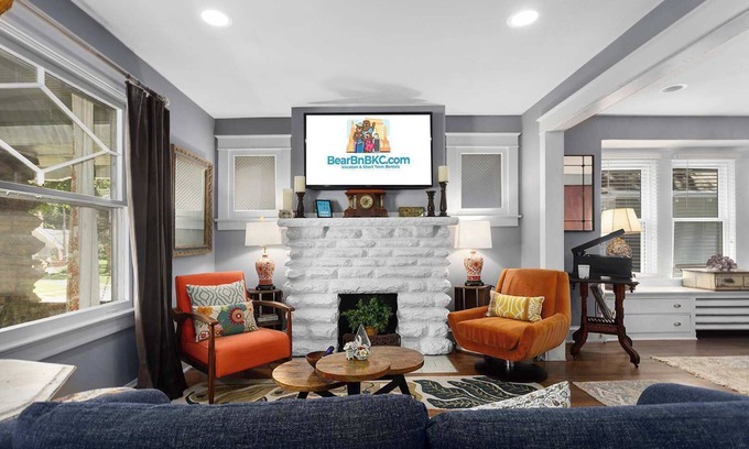 Rosedale House | Cozy Home Near KUMed Saint Lukes 30day+