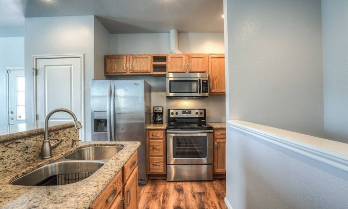 Riverside Terrace House | Cozy Home with Balcony: Near Med Center | Downtown