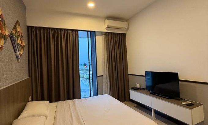 Kampung Bahasa Kapor Hotel | Cozy hotel suite in Port Dickson with Seaview and 2 mins walk to the beach
