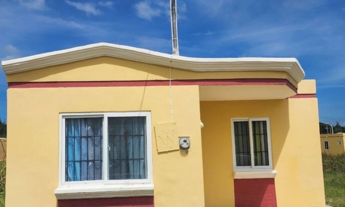 Green Island House | Cozy house in delightful Winchester Green Island with AC, WiFi.
