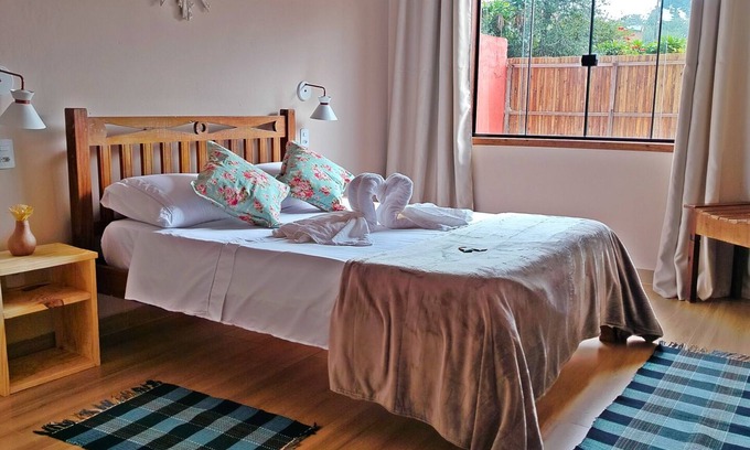 Tiradentes House | Cozy house with balcony and view, 15 min walk from Tiradentes Historic Center
