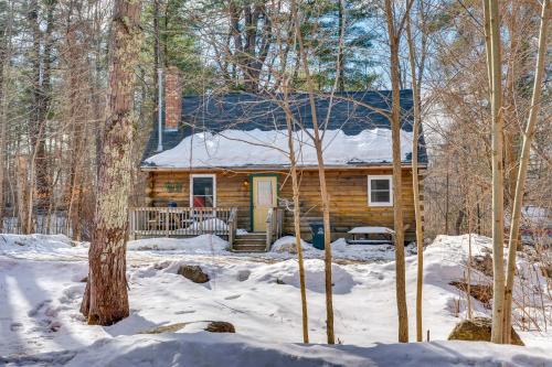 Weirs Beach House | Cozy Laconia Cabin, Close to Winnipesaukee Pier!