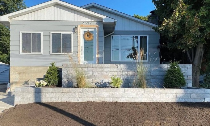 Cornwall Cottage | Cozy Lakeview Home with Water Access