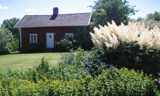 Vallsjobol House | Cozy little cottage between Lakes Skagern and Unden