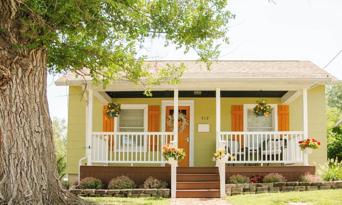 Washington House | Cozy little house blocks from the Park & Fair Grounds. EV Charger equipped.