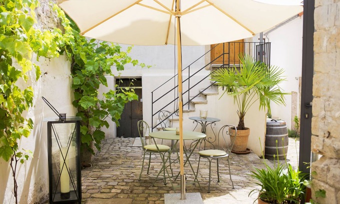 Neustadt-Haardt Apartment | Cozy living between forest, vines and almond trees in the Pfalzhäusel