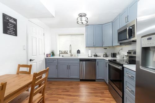 Millcreek House | Cozy Millcreek Home SLC