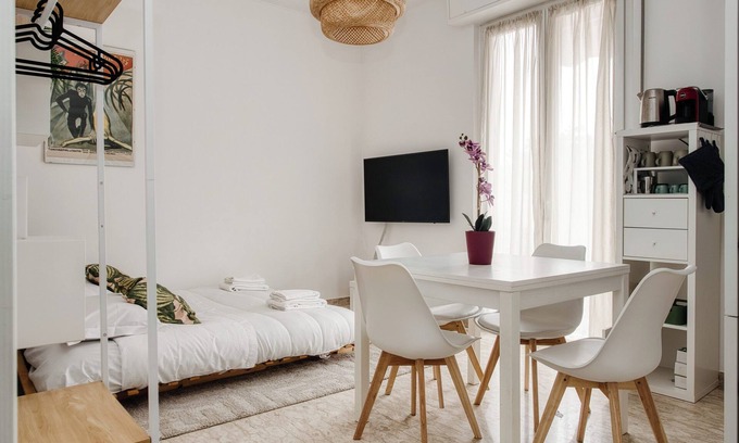 Precotto Apartment | Cozy Modern Apartment – Near Metro, WiFi+AC