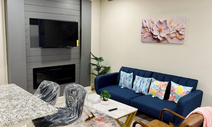 Gulfport House | Cozy Modern Beach Escape - Electric Fireplace Private Patio Near Casinos
