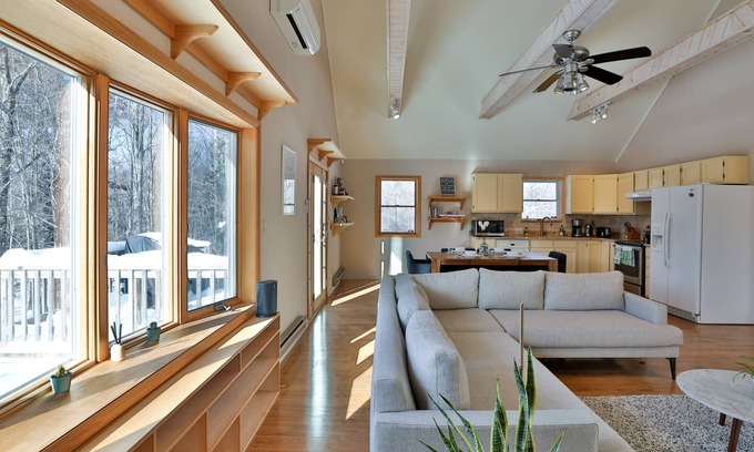 Fleischmanns House | Cozy Modern Catskills Getaway!