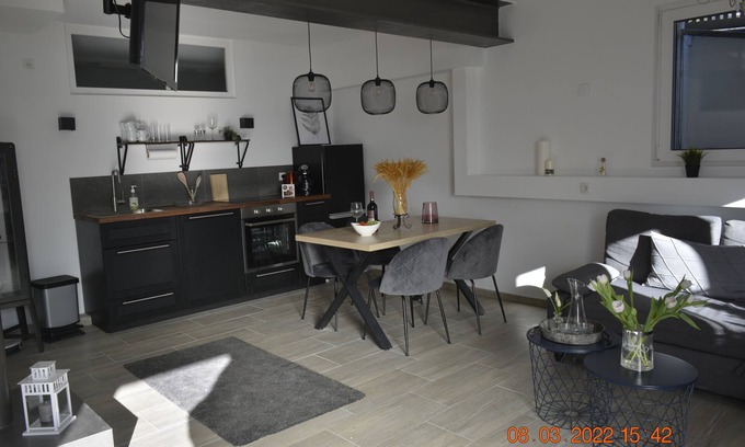 Bornsen Apartment | Cozy newly furnished basement apartment. Close to the city and yet idyllic