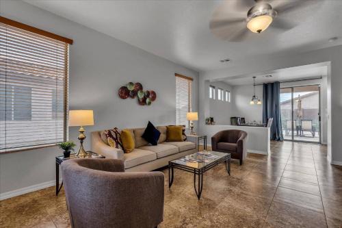 East Mesa House | Cozy on Jerome
