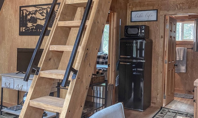 Priest River Cabin | Cozy Priest Lake Cabin In The Woods